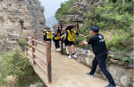 十渡團(tuán)建活動(dòng)